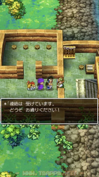 門番に通してもらって地下道へ